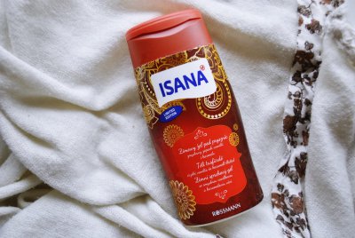 kosmetyki zele pod prysznic isana