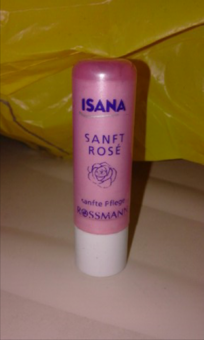 kosmetyki blyszczyki szminki pomadki isana