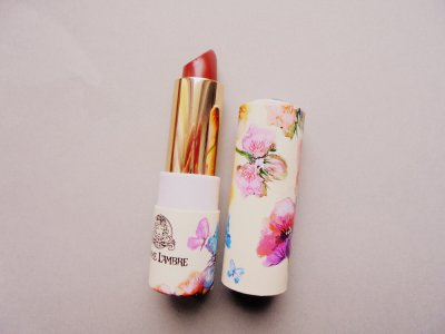 kosmetyki blyszczyki szminki pomadki