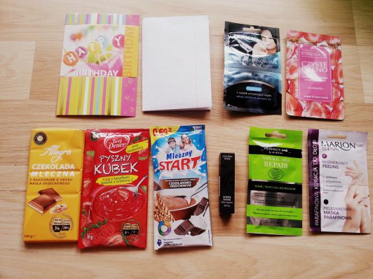 kosmetyki paczuszki kosmetyczne estetica