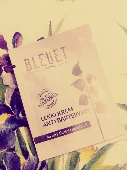 Bleuet Naturel Krem do twarzy, Lekki, Antybakteryjny, Cera tłusta i mieszana