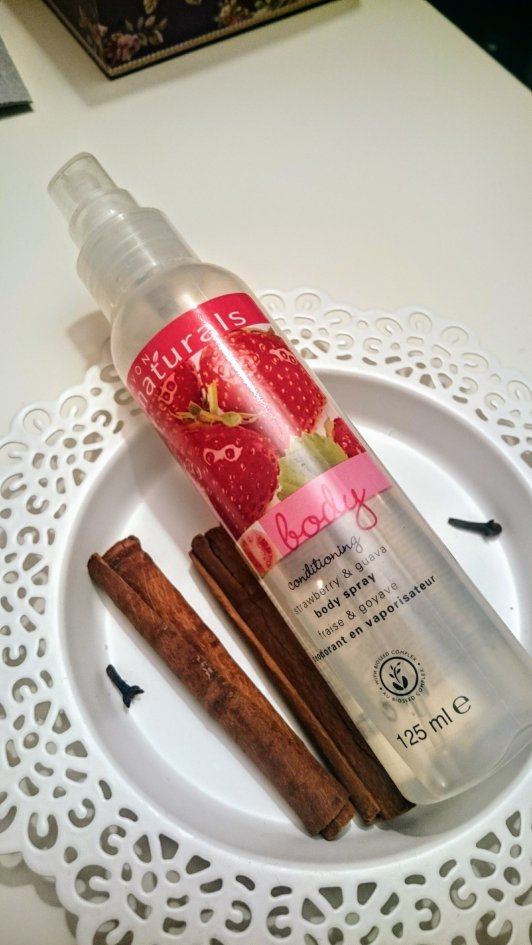 kosmetyki mgielki do ciala avon