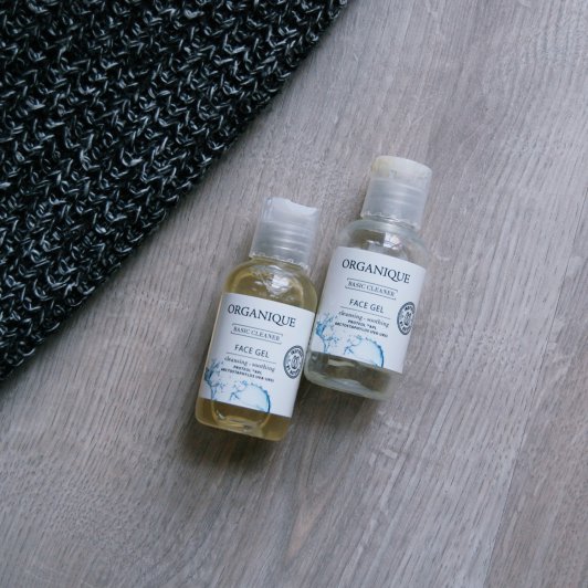 kosmetyki zele pianki do oczyszczania twarzy organique