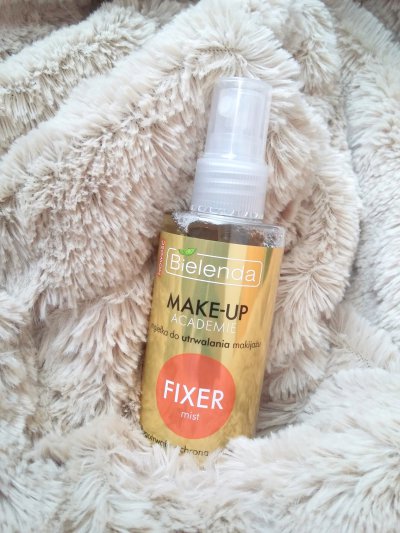 bielenda makeup academie mgielka utrwalajaca makijaz fixer mist