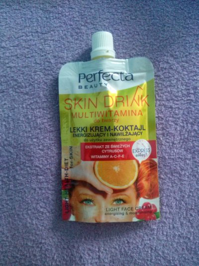 kosmetyki kremy do twarzy na dzien