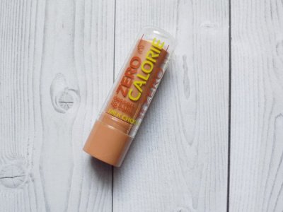 kosmetyki blyszczyki szminki pomadki