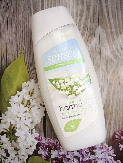 kosmetyki zele pod prysznic avon