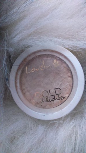 kosmetyki rozswietlacze lovely