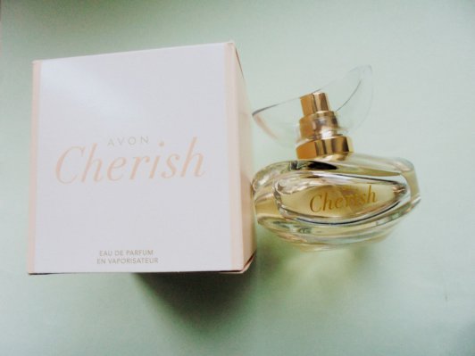 kosmetyki perfumy avon