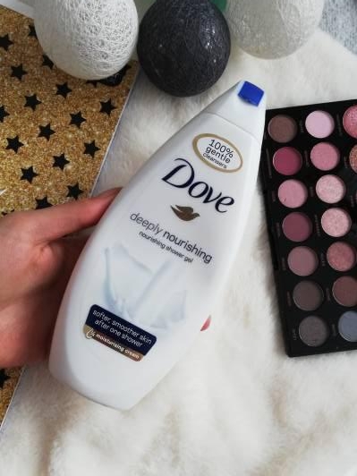 Dove Żel pod prysznic, Deeply Nourishing