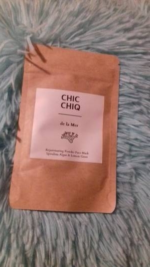 Maseczka w proszku Chic Chiq Rejuvenating Powder Face Mask Spirulina Algae & Lemon grass