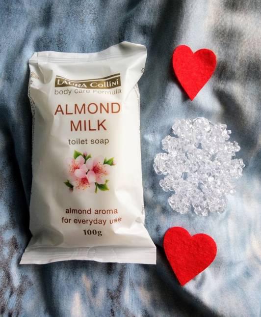 Laura Collini Mydło w kostce, Almond milk, 100g