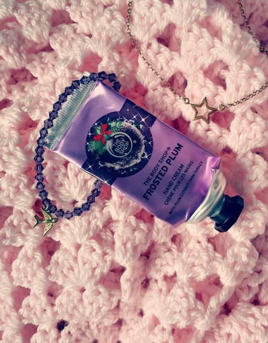 The body shop krem do rąk frosted plum