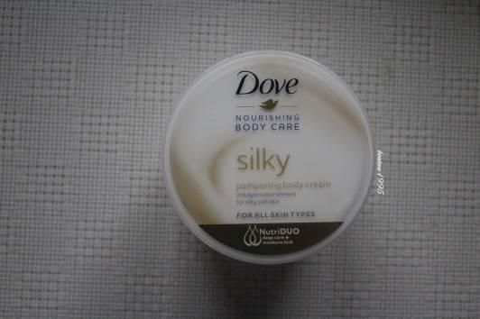 Dove Krem do ciała, Silky