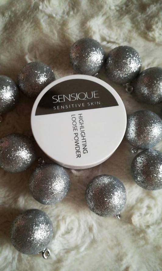Sensique Sensitive Skin, Highlighting Loose Powder, Puder rozświetlający do twarzy, Sypki