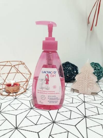 Lactacyd Girl, Żel do higieny intymnej, Delikatna i wrażliwa skóra