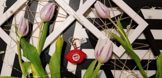 MIYO Balsam do ust, Breloczek usta