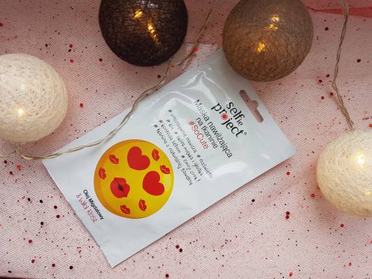 Maseczka nawilżająca na tkaninie #SoCute