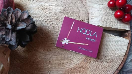 Benefit brązer HOOLA