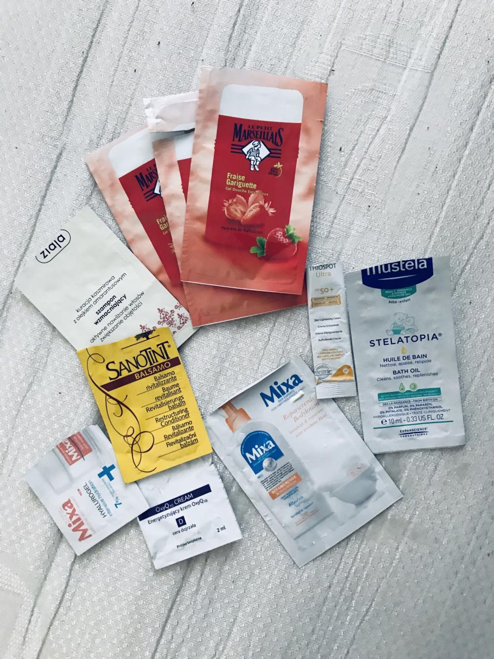 akcja denkowanie! grudzień - kosmetyki w świątecznych opakowaniach i świątecznych kolorach 🎄❄️⛄🎀🎁🎅