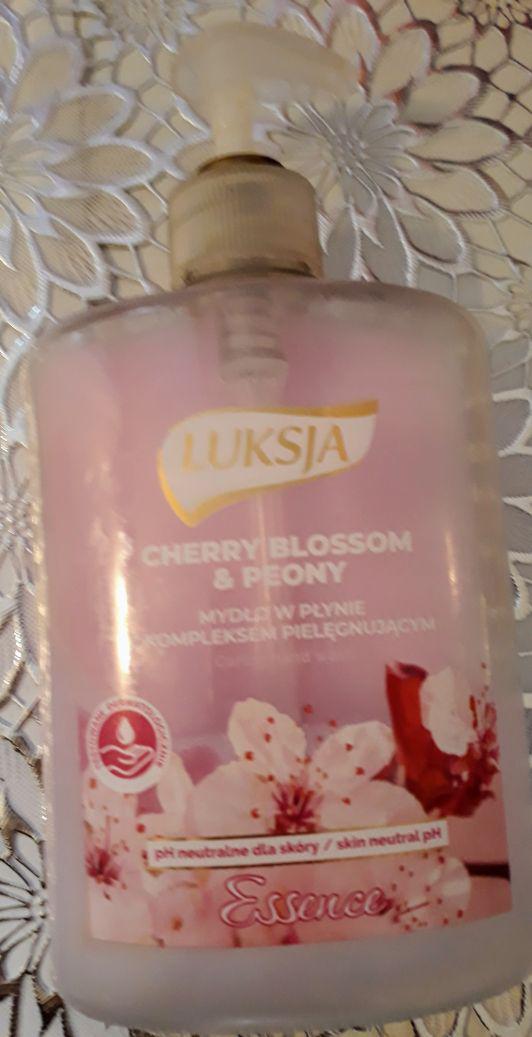 Luksja Mydło pielęgnacyjne cherry blossom&peony