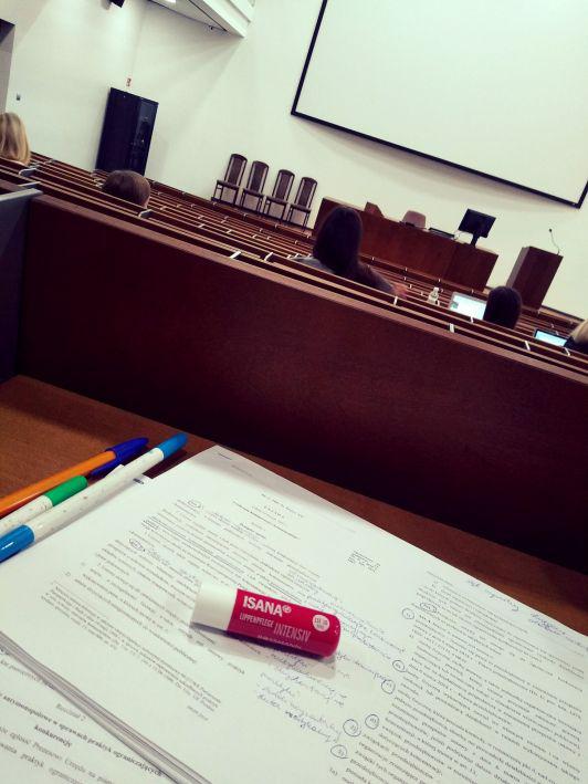 Isana Pomadka ochronna do ust, Intensiv