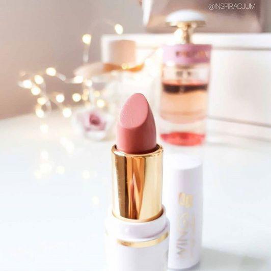 AA Wings of Color, Pomadka do ust, Creme 18, wizaż.pl