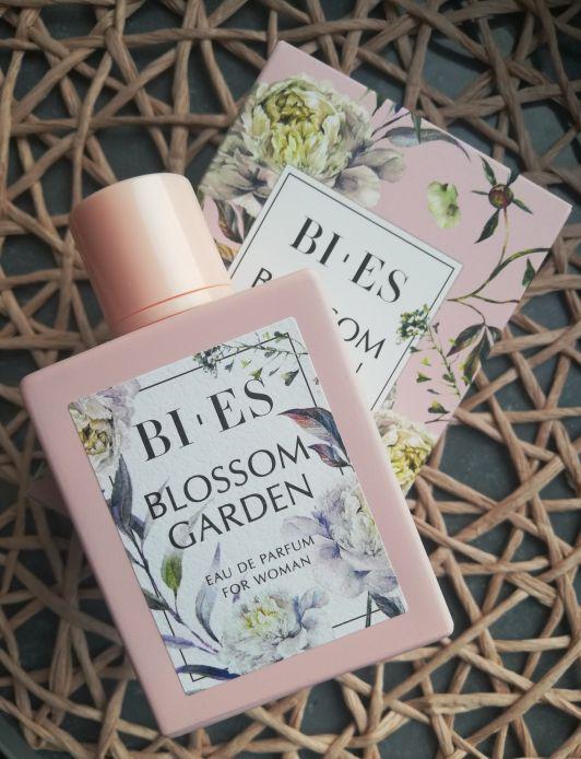 Bi-es Bloosom Garden