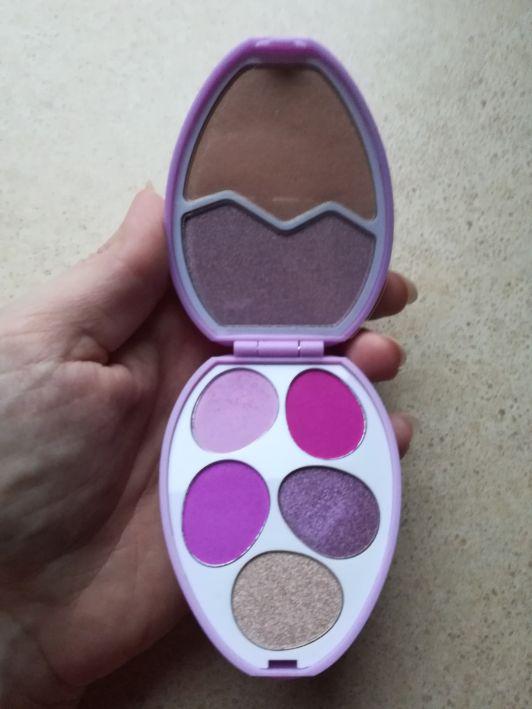 Makeup Revolution I Heart Revolution, Paleta cieni do powiek, Candy