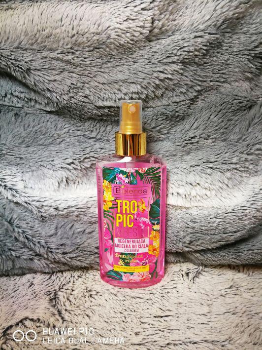Bielenda Tropic Vibes, Regenerująca mgiełka do ciała, Frangipani i róża