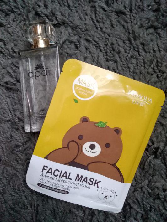 Maseczka w płachcie. 