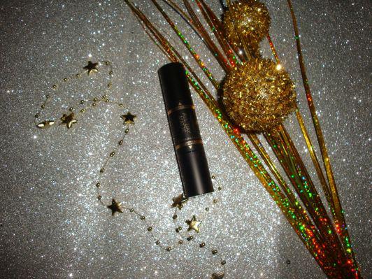 Max Factor Facefinity All Day Flawless, Panstik, Kryjący podkład w sztyfcie, nr 40 Light Ivory 