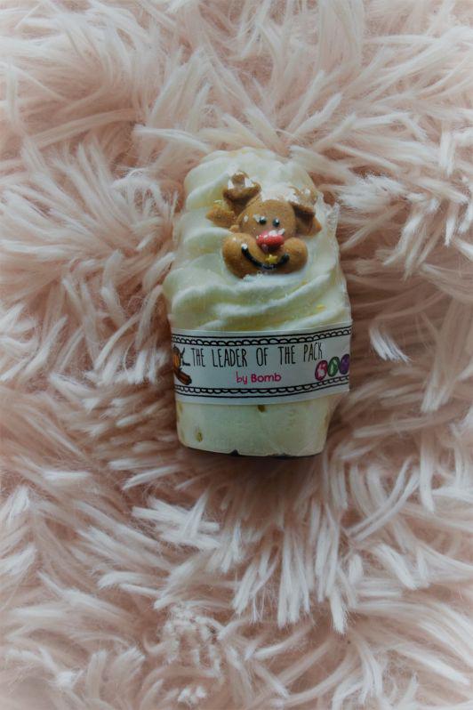 Bomb Cosmetics Babeczka do kąpieli, The Leader Of The Pack