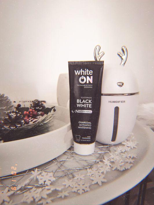 WhiteON Pasta do zębów, Black White