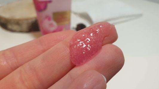 Bielenda, Peeling cukrowy do ciała ujędrniający, Magnolia i Proteiny jedwabiu