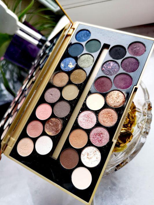 Makeup Revolution Paleta cieni, Fortune Favours The Brave 