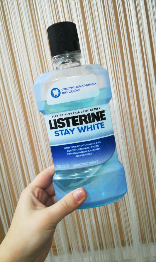 Listerine płyn do płukania jamy ustnej stay white 