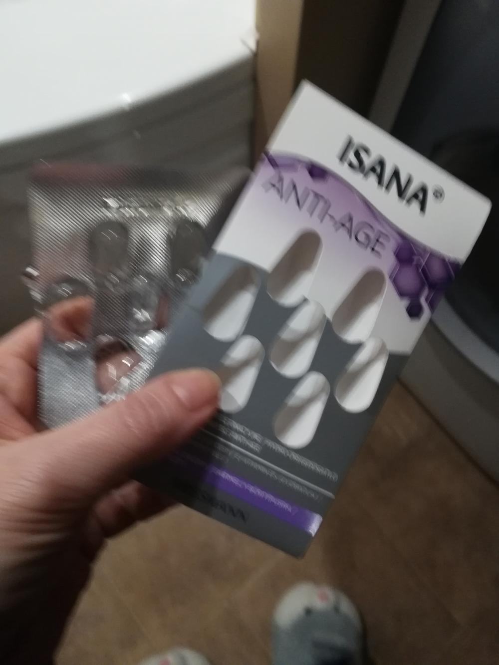 akcja denkowanie! grudzień - kosmetyki w świątecznych opakowaniach i świątecznych kolorach 🎄❄️⛄🎀🎁🎅