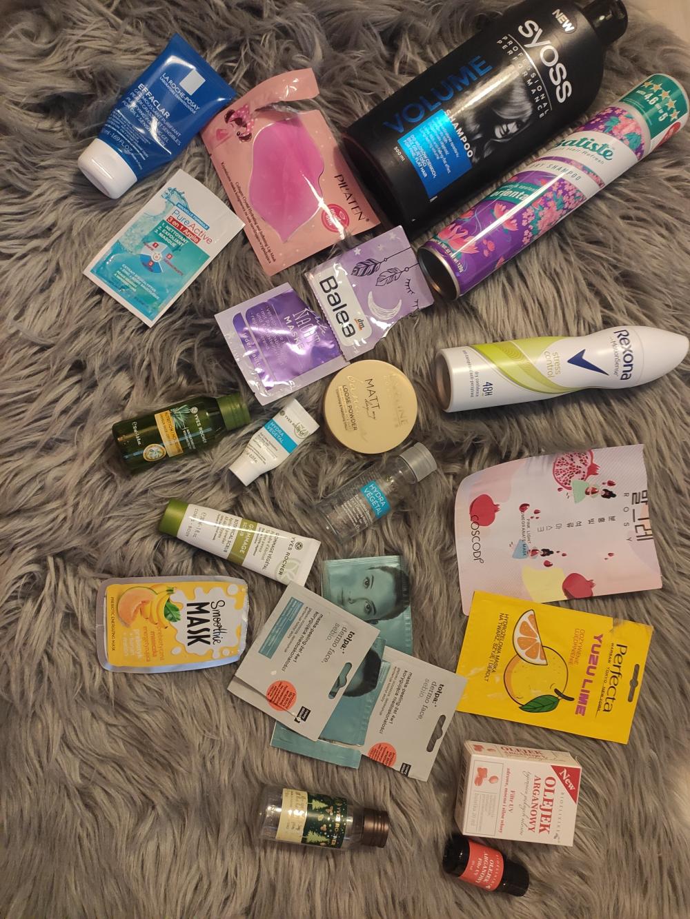 akcja denkowanie! grudzień - kosmetyki w świątecznych opakowaniach i świątecznych kolorach 🎄❄️⛄🎀🎁🎅