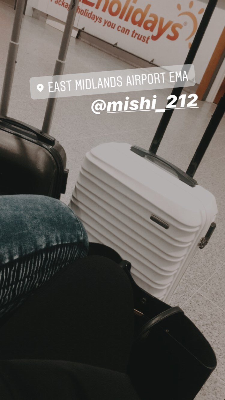 Praktyczna, a zarazem stylowa WALIZKA. 