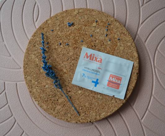 kosmetyki probki mixa 7% intensywnie nawilżający krem do twarzy