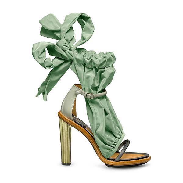 O jakich butach marzysz?