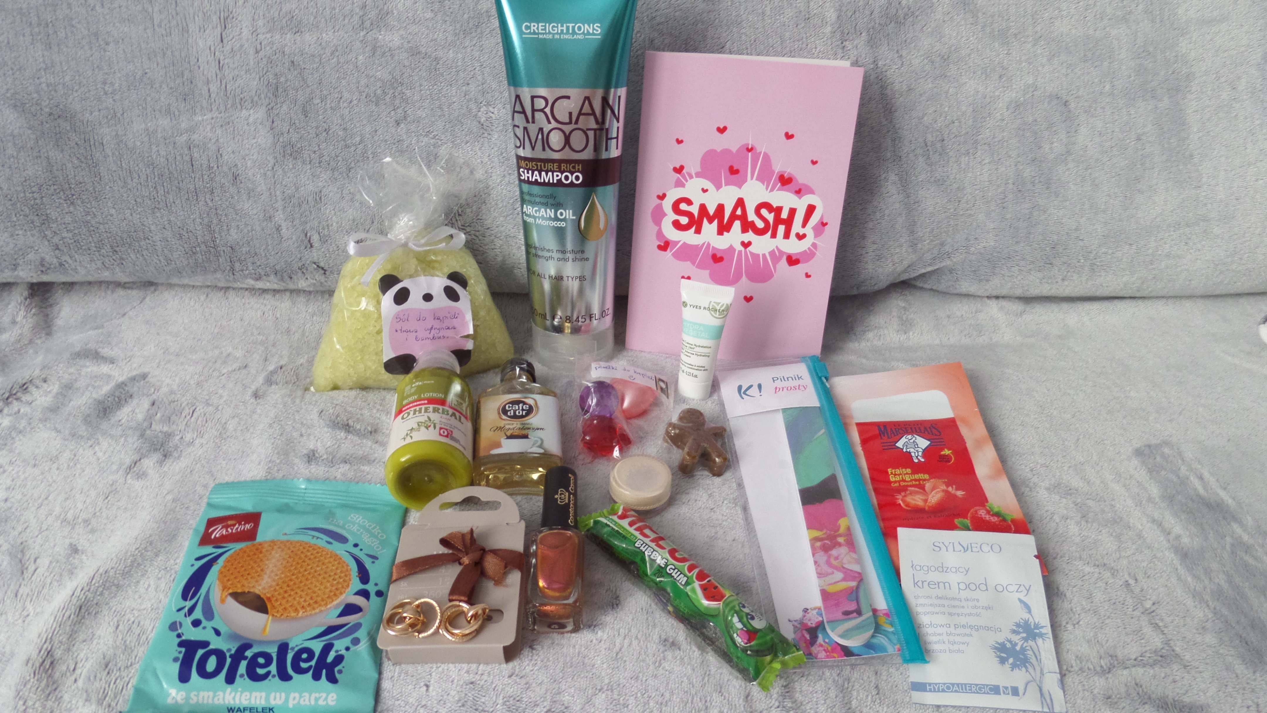 ✩ Kalendarz urodzinowy Clouders ✩