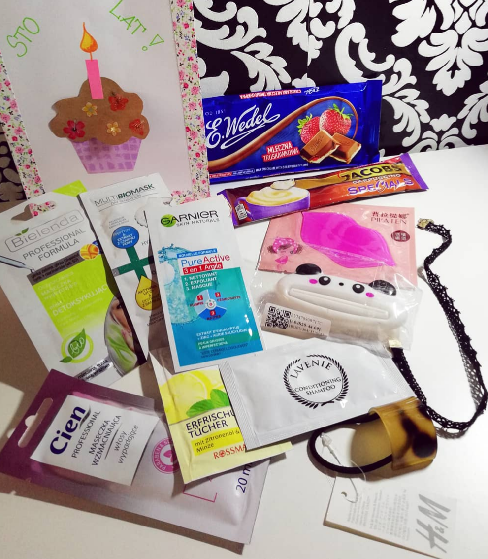 ✩ Kalendarz urodzinowy Clouders ✩