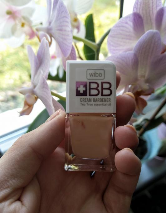 Lakier do paznokci BB