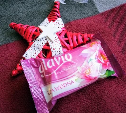 glavio Mydło w kostce, Lilia wodna