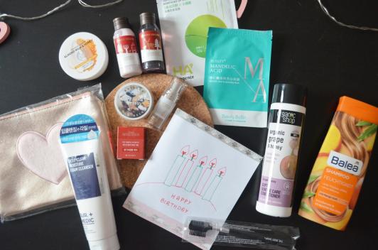 paczka urodzinowa od @ilovedots