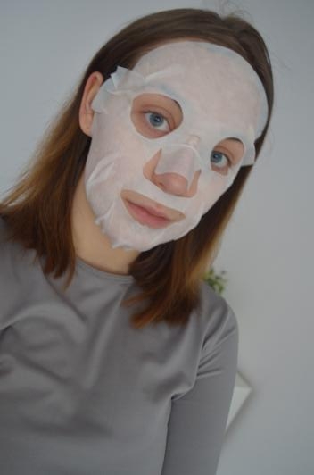 isana relax z wodą różaną