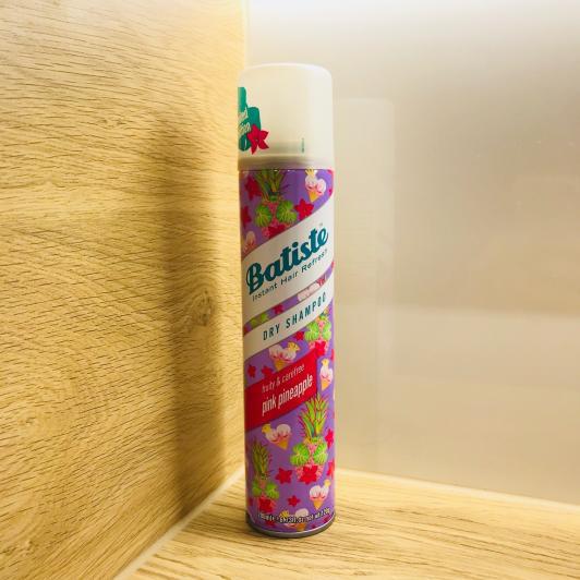 Batiste Suchy szampon do włosów, Fruity & Carefree, Pink Pineapple