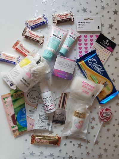 ✩ Kalendarz urodzinowy Clouders ✩